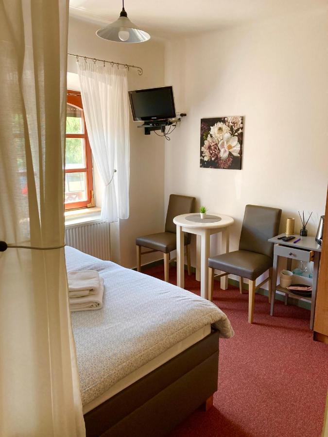 Guesthouse Mikulas Mikulov - Free Parking In The City Center Exterior photo